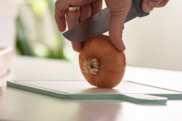 Best Way to Cut an Onion