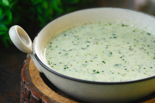 How to Make Homemade White Gravy 2